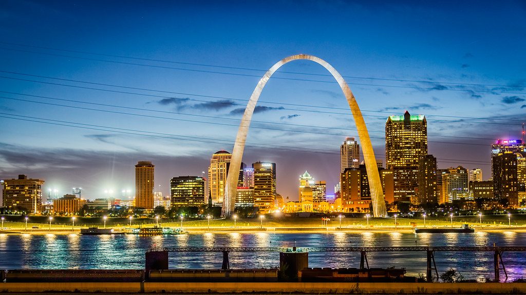 https://www.google.com/search?q=st+louis&lr=&hl=en&tbs=sur:f&sxsrf=ACYBGNQ5L4OgipGjzWnJAo1muTwip_nkYg:1580999742907&source=lnms&tbm=isch&sa=X&ved=2ahUKEwjYlMOAk73nAhVPKKwKHbCbAbkQ_AUoA3oECA4QBQ&biw=1600&bih=831#imgrc=3FwlaJySk3_32M